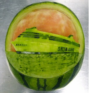 watermelon sculpture: Cruise.