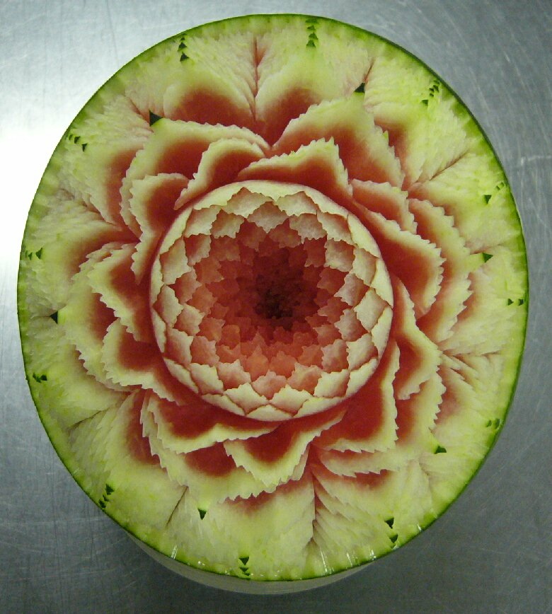 Watermelon Carving: Flower.