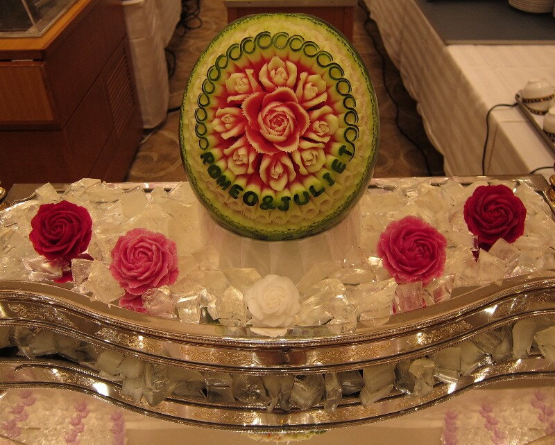 Watermelon Carving: Romeo and Juliet.